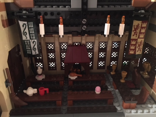 harrypotter-lego-greathall-07