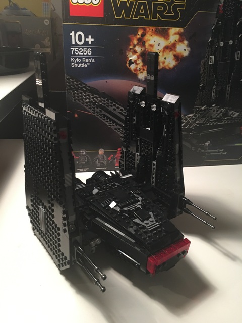 kyloren_shuttle_lego46