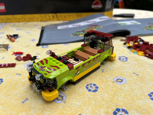 jurassicpark_lego_trexbreakout18