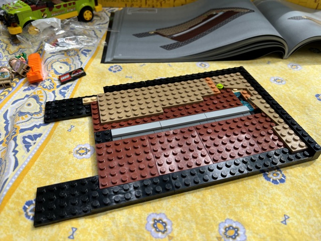 jurassicpark_lego_trexbreakout27