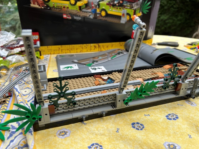 jurassicpark_lego_trexbreakout41