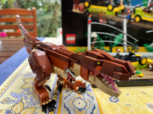 jurassicpark_lego_trexbreakout67