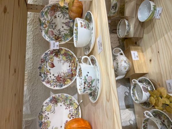 serviceporcelaineghibli