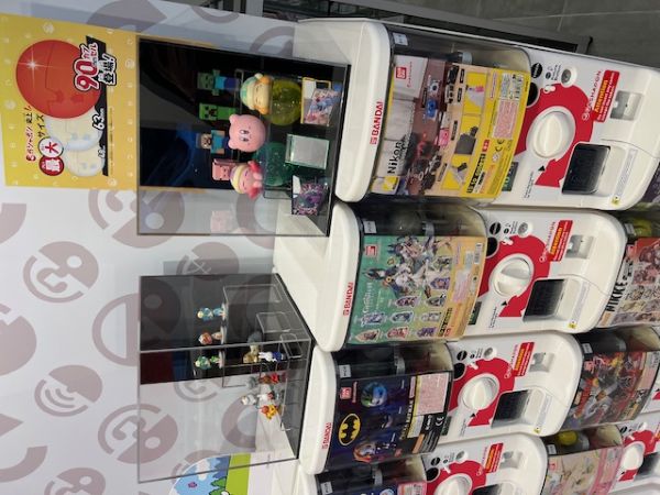 gashaponparis02 gashaponparis02